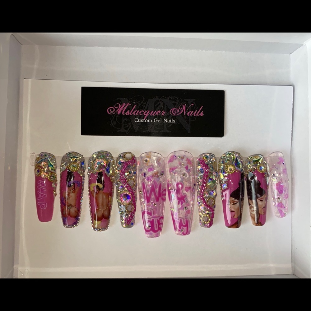 Press on nails